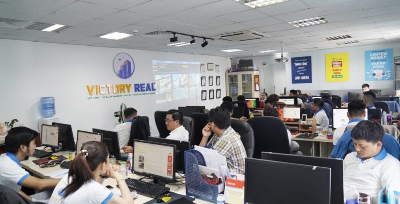 Đội Ngũ Nhân Sự Victory