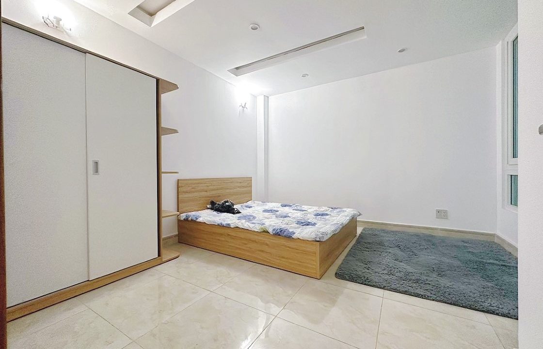 Cho thuê nhà đường Trần Quốc Hoàn Tân bình (3)
