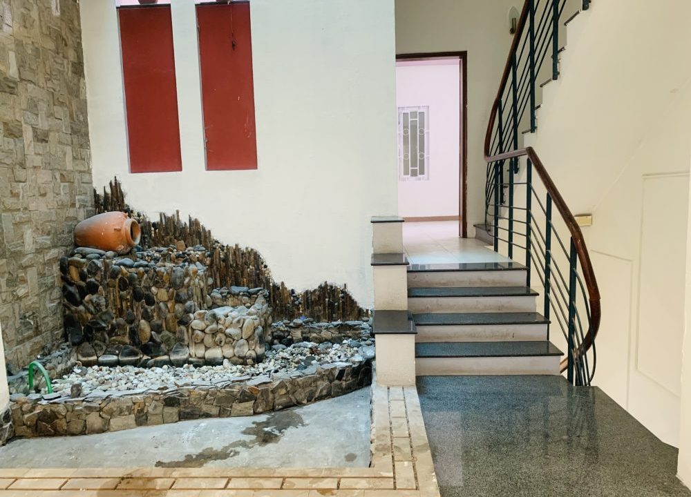 Thuê Nhà Nguyên Căn Đường Nguyễn Minh Hoàng (12)