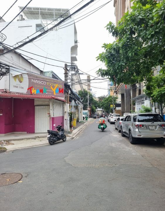 Thuê Nhà đường Sông Đáy - khu Sân Bay. (2)