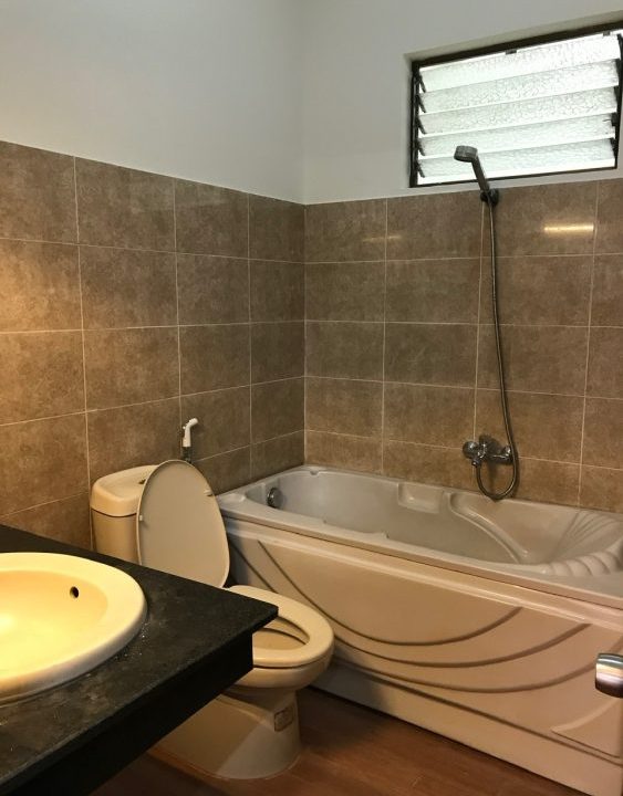 z4712487344962_85fa14a26ddb04b6e5974a10010e7617