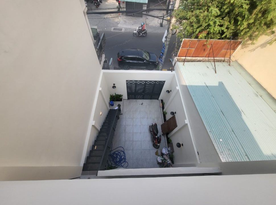 Thuê nhà 158 Phạm Văn Bạch (1)