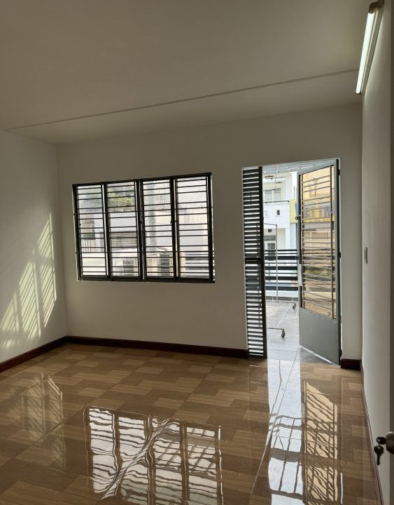 z5420917296611_6bd5983dad9eb0bacacd52290f173789